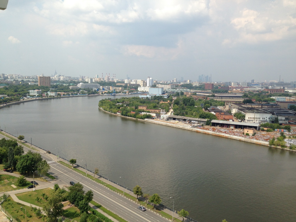 Панорамный вид на Москва реку с высоты дома 29А -Официальный сайт Нагатино-Садовники, мкр.1, корпус 29А - http://www.NagatinoS.com